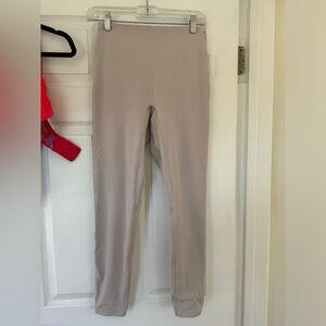 Light grey le ore by bandier leggings nwt